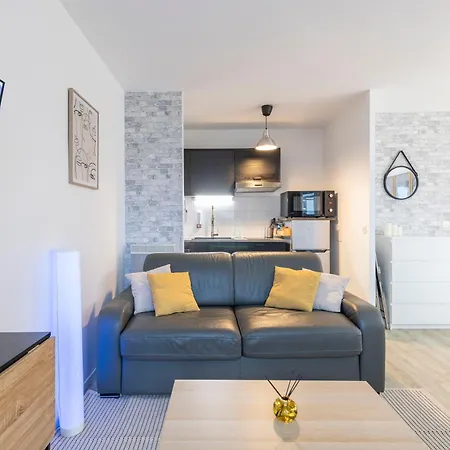 Le Petit Bussy, 4 Pers Disneyland Paris 10min Apartment *